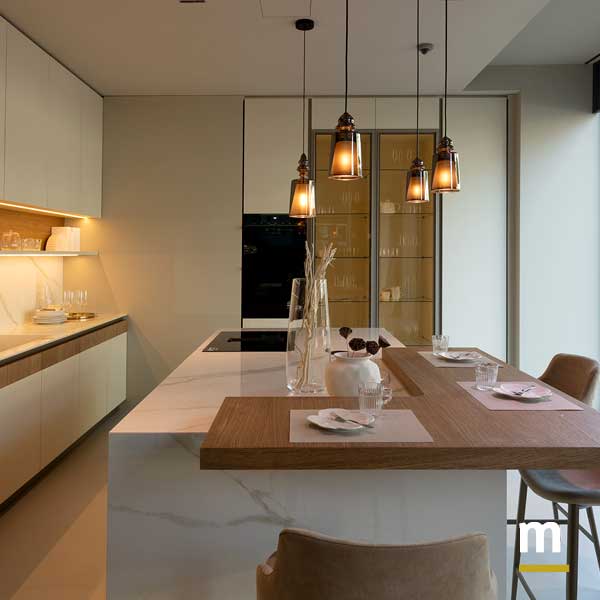 Isola con piano snack