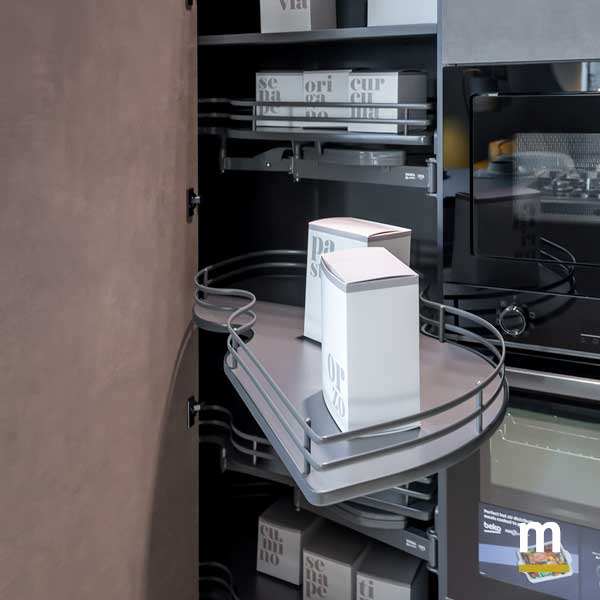 Cestoni girevoli con angolo dispensa